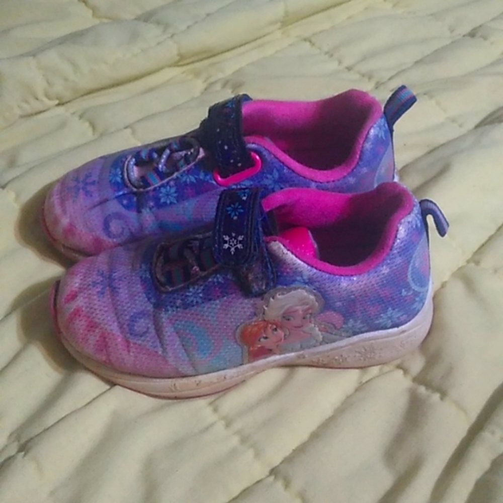 Disney Frozen size 8